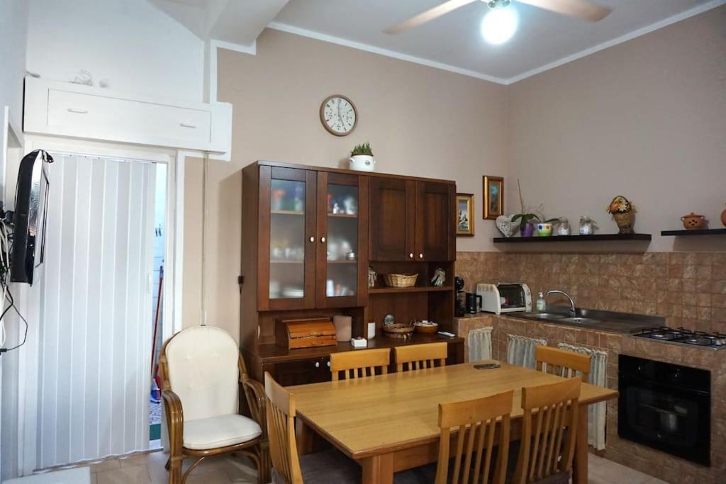 Martina&Simone Villa Campomarino  ภายนอก รูปภาพ